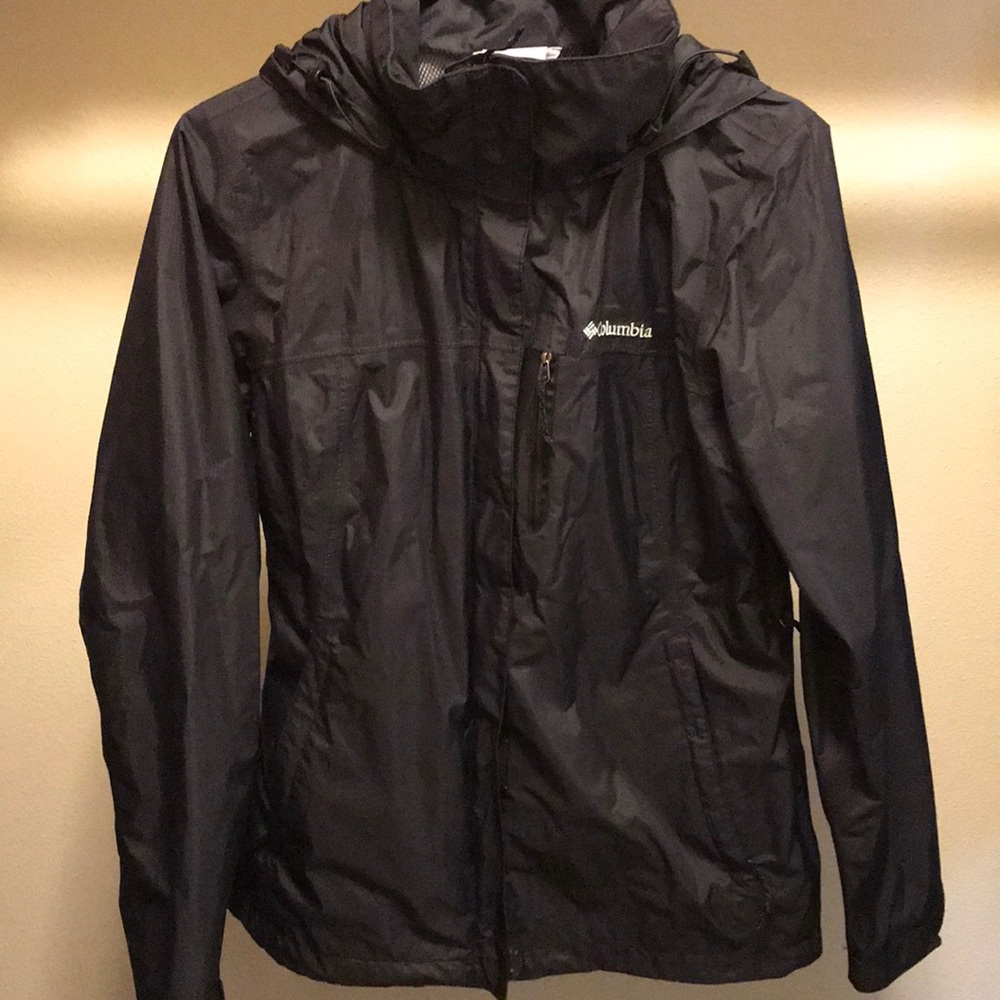 SALE!🖤Women’s Black Columbia Rain Jacket